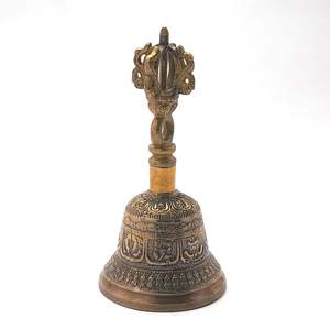 Cloche artisanale en laiton avec poignée en forme d'éléphant, vintage, décorative, pour la maison et la Puja - Product Image 3