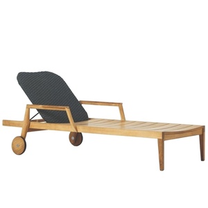 Tumbona de madera maciza de teca con brazo y ruedas para muebles de exterior duraderos y fuertes - Product Image 1