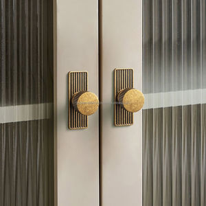 Perillas decorativas de latón ideales para gabinetes de cocina, tocadores de baño, accesorios elegantes para muebles - Product Image 2