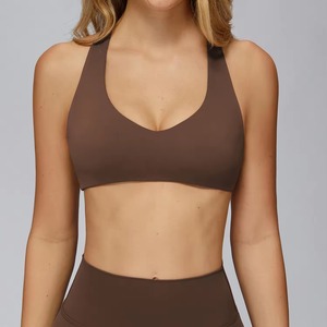 กางเกงโยคะเอวกลางสำหรับผู้หญิง ปี 2026 ผ้าสแปนเด็กซ์/ไนลอน ระบายอากาศได้ดี เป็นมิตรกับสิ่งแวดล้อม พร้อมโลโก้แบบกำหนดเอง เหมาะสำหรับออกกำลังกาย ฟิตเนส และเล่นโยคะ - Product Image 3