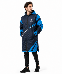 Chaqueta Parka Premium Personalizada para Natación, Impermeable, con Capucha, Forro Polar, Cierre Completo, Poliéster, para Entrenamiento en Piscina - Product Image 2
