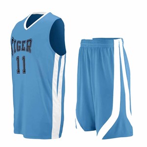 Ensemble d'uniformes de basket-ball personnalisés avec logo, nom et numéro pour les tournois, les ligues, l'entraînement, les entraîneurs et les académies - Product Image 1