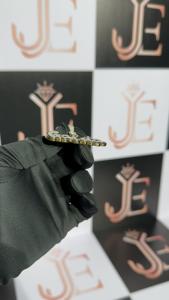 Pendentif personnalisé en argent sterling 925 plaqué moissanite, bijoux hip-hop au design unique 'Golda', pendentifs et breloques - Product Image 3