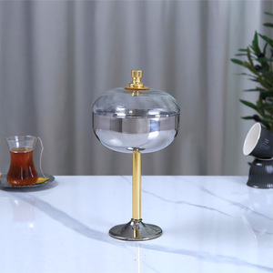 Moderno y Lujoso Tarro de Dulces de Acero Inoxidable con Acabado Espejo y Tapa Metálica, Elegante Contenedor de Dátiles con Pedestal para Decoración de Ramadán - Product Image 1