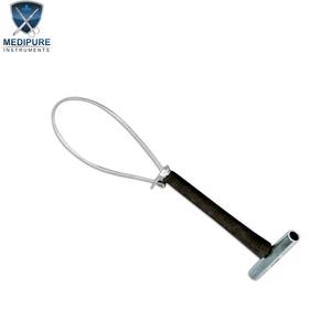 Outil de contention pour porcs Shorty 8" Hog Holder, équipement de manipulation des porcs, outil de contrôle des animaux d'élevage, instruments vétérinaires robustes pour le bétail. - Product Image 5