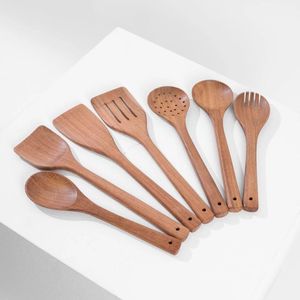 Ensemble de cuillères de cuisine en bois naturel massif avec spatule, louche et cuillère de service pour la cuisine et la pâtisserie - Product Image 3