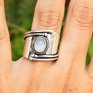 Bague en pierre de lune, argent sterling 925, faite à la main, bijou pour elle - Product Image 1