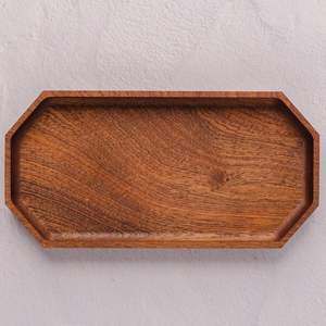 Assiette à dessert ronde en bois massif écologique, gravée, de luxe moderne, pour servir des fruits secs lors de fêtes - Product Image 1