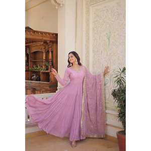 Vestido de noche de diseñador con lentejuelas y bordado para fiesta de trabajo - Product Image 4