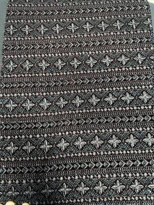 Motif de broderie sur velours bordeaux foncé, base de motif 9000, pour veste ethnique femme, lehenga de mariée, abaya, sherwani court. - Product Image 1