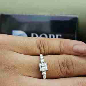 Anillo de Compromiso con Moissanita Corte Princesa, Certificado IGI, Plata de Ley 925, Engaste Pavé, Moderno, Unisex, para Regalo de Cumpleaños - Product Image 6