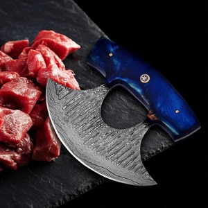 Couteau Ulu artisanal en acier Damas avec manche en bois Pakka pour la découpe et la préparation des aliments en cuisine (hachage, découpe en dés, tranchage) - Product Image 4