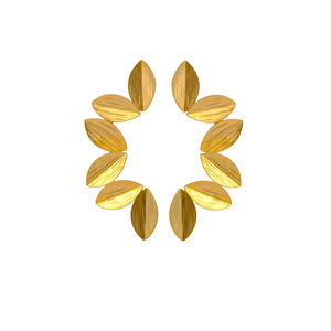 Boucles d'oreilles créoles en laiton de créateur, plaquées or, mignonnes, accessoires de fête et de mariage haut de gamme, collection de bijoux de luxe faits à la main pour femmes - Product Image 2