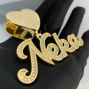 AMBER JEWELS Collar con Colgante de Corazón de Diamante de Corte Brillante Certificado por IGI, Chapado en Oro de 18K, Unisex, Estilo Hiphop con Placa de Nombre Neka - Product Image 5