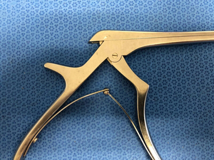 Rongeur à os en acier inoxydable de haute qualité, instrument chirurgical orthopédique de précision - Product Image 6