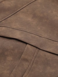 Blouson en cuir PU marron vieilli unisexe coupe ample col montant style motard personnalisé B2B streetwear coupe-vent vente en gros - Product Image 3