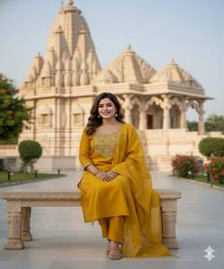 ชุดเสื้อผ้าฝ้ายปักลายแฟนซี พร้อมผ้าคลุมไหล่ สำหรับงานเทศกาล ราคาขายส่ง เสื้อผ้าชาติพันธุ์สุดหรู สีเหลือง - Product Image 2