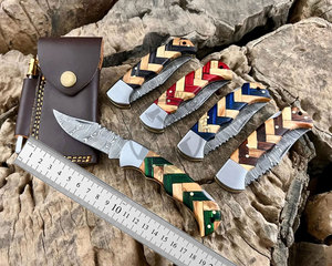 Couteau de poche pliant multifonctionnel en acier Damas fait main, personnalisé, avec manche en bois d'olivier – Vente chaude - Product Image 6