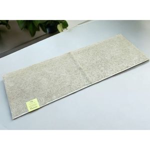 Alfombra de Baño Ovalada Antideslizante de Microfibra, Suave y Absorbente, de 20x54 Pulgadas, Hecha de Diatomita y Poliéster, para Uso en Baños y Hoteles - Product Image 3