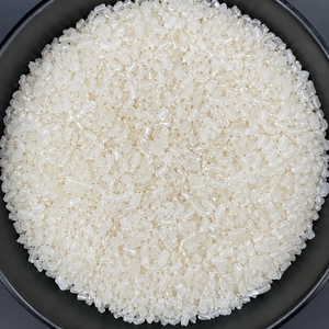 ข้าวขาวบดละเอียด 100% ไม่ใช่ข้าวบาสมาติ คุณภาพส่งออก สำหรับอุตสาหกรรมอาหารสัตว์และแปรรูป - Product Image 1