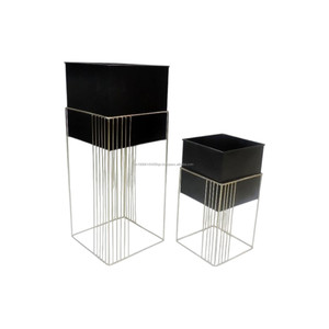 Juego de 3 macetas de suelo de metal de hierro Diseño personalizado y minimalista para el hogar Hotel Restaurantes Precio de fábrica Estilo tradicional - Product Image 4