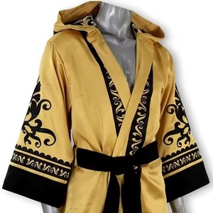 Robe de boxe unisexe en polyester et soie, écologique, légère, durable, pour l'extérieur, avec design personnalisable, séchage rapide et qualité supérieure - Product Image 4