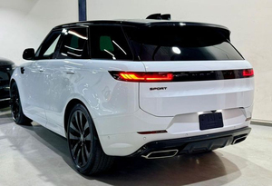 Brand New 2025 Land Rover Range Rover Sport P400 HSE 3.0L Turbo Petrol 395HP Automatic R20 Leather Panoramic Sunroof LED Dark - Product Image 5