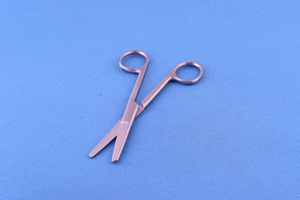 Tijeras Quirúrgicas de Alta Calidad con Punta Redonda, Tipo Estándar, Rectas, de 13 cm a 17.5 cm, Tamaño Personalizable - Product Image 2