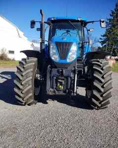 รถแทรกเตอร์นิวฮอลแลนด์ขับเคลื่อน 4 ล้อ 75 แรงม้า เกียร์ธรรมดา มือสอง รถแทรกเตอร์การเกษตร จัดส่งรวดเร็ว ราคาขายส่ง เครื่องยนต์และเกียร์คุณภาพสูง - Product Image 2