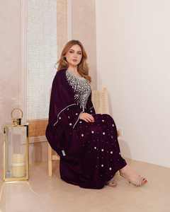 Ensemble 2 pièces de luxe AWAIS HOUSE pour femmes musulmanes, robe modeste simple en mousseline unie perlée, longueur ras du sol, coupe trapèze, manches longues - Product Image 1