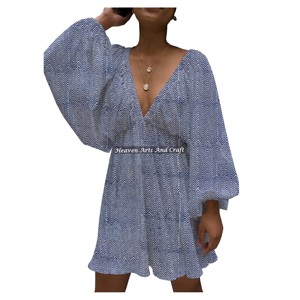 Vestido de una pieza con cuello en V profundo y mangas farol, estampado a mano, transpirable, de marca privada, novedad 2026, superventas - Product Image 1