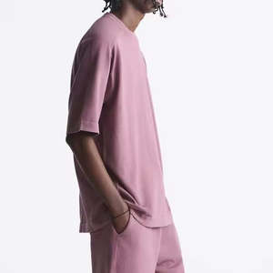 Camiseta de Hombre 100% Algodón, Corte Holgado, Estampada, de Alta Calidad, con Logotipo Personalizado, Secado Rápido, Transpirable, Disponible en Todas las Tallas - Product Image 2