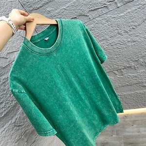 เสื้อยืดผู้ชายสไตล์เรโทร 230 GSM ทรงหลวม ผ้าฝ้าย 100% แขนสั้น คอกลม สีกาแฟ รับสกรีนโลโก้ - Product Image 6