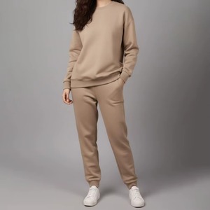 Ensemble de survêtement d'hiver pour femmes grandes tailles, sweat-shirt oversize et pantalon de jogging, personnalisable à l'avant, doux, décontracté, deux pièces, pour le fitness et la détente - Product Image 4