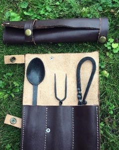 Juego de Cuchillos Medievales Forjados a Mano, Personalizados OEM, con Hoja Recta de Acero al Carbono de 3 mm de Grosor, No Ajustables, Personalizables - Product Image 6