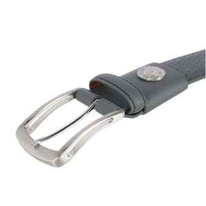 Cinturones de Cuero Genuino Gris de Alta Calidad con Logotipo Personalizado para Hombre, Cinturón de Golf Perforado Elástico con Hebilla de Pin, Venta al Por Mayor OEM 2026 - Product Image 3