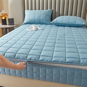 Protège-matelas imperméable en gros, drap-housse anti-punaises de lit et anti-acariens, housse de matelas blanchie blanche matelassée - Product Image 4
