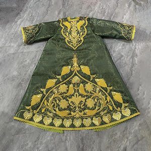 Falda de terciopelo bordada personalizada Trousseau Mary Most Holy Queen, fina, dorada, para fiesta, que absorbe la humedad y se seca rápidamente, conmemorativa del 25.º aniversario - Product Image 2