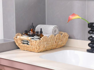 Petit panier en osier, lot de 2, panier festonné pour l'organisation et la décoration, paniers de rangement en jacinthe d'eau naturelle avec poignées en bois - Product Image 2