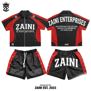 เสื้อยืดและกางเกงขาสั้นชุดเซ็ตผ้าโพลีเอสเตอร์อินเตอร์ล็อคพรีเมียม 280 GSM ระบายอากาศได้ดี สีพื้น ดำแดง แต่งโลโก้ปั๊มนูนตามสั่ง - Product Image 1