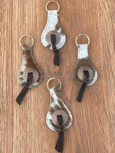 ใหม่สไตล์ตะวันตกร้อนขายผม Cowhide พวงกุญแจหนังหนังแท้พวงกุญแจรูปทรงที่ไม่ซ้ํากันหนังพวงกุญแจหรูหรา - Product Image 5