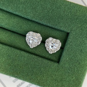 Pendientes de Plata 925 con Forma de Corazón y Moissanita, Joyería Romántica para Mujer, para Bodas - Product Image 2