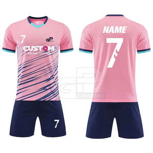 Ensemble de tenue de football respirante pour hommes, maillot et short à séchage rapide, idéal pour les jeux en plein air, les entraînements et les compétitions - Product Image 4