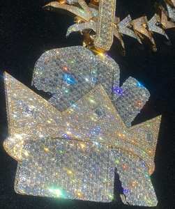 Collier pendentif en moissanite VVS de qualité usine, style hip-hop glacé, avec nom personnalisé, pour homme, bijoux fins sur mesure - Product Image 2