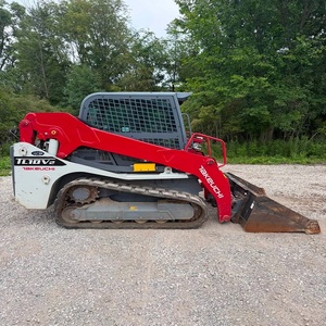 รถตักล้อยาง Takeuchi TL10V2 ให้ประสิทธิภาพการทำงานที่แข็งแกร่ง มีความเสถียรยอดเยี่ยม และความสามารถในการทำงานที่หลากหลาย - Product Image 6