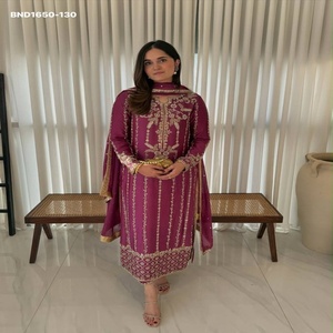 Crêpe de soie de haute qualité avec broderie multi-aiguilles et travail de sequins, ensemble complet (haut, pantalon, dupatta) à manches longues – Achats en ligne Inde - Product Image 1