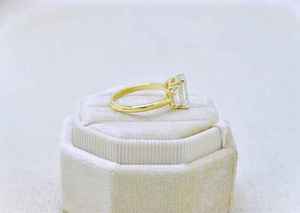 Bague en or jaune 14 carats avec diamant de laboratoire CVD taille émeraude 4 carats certifié IGI, couleur F, pureté VS1, bijoux fins pour femme, cadeau de luxe, OEM - Product Image 4