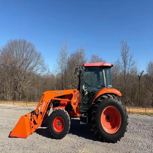 Tracteur Kubota M7040 40 CV d'occasion avec chargeur frontal, 4 roues motrices, neuf, à vendre, doté de composants essentiels : roulement, moteur, engrenage. - Product Image 6