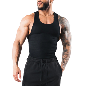 เสื้อกล้ามผู้ชายคอกลมลำลองถักแขนกุดระบายอากาศสีดำ - Product Image 5