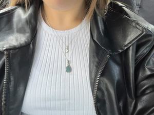 Pendentif Goutte d'Eau en Argent Sterling Plaqué Or avec Aigue-Marine, Pierre de Naissance de Mars, Bijou Fait Main en Pierre Précieuse, Cadeau pour Femmes et Hommes - Product Image 3